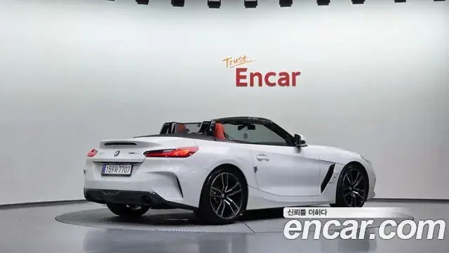 BMW Z4 2023 — Photo 2/20