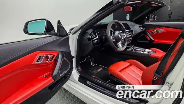 BMW Z4 2023 — Photo 10/20