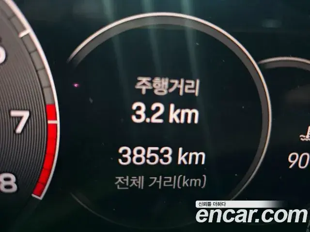 Porsche Panamera 2024 — ფოტო 13/20