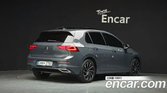 Volkswagen Golf 2024 — Şəkil 7/20