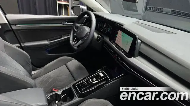 Volkswagen Golf 2024 — Şəkil 15/20
