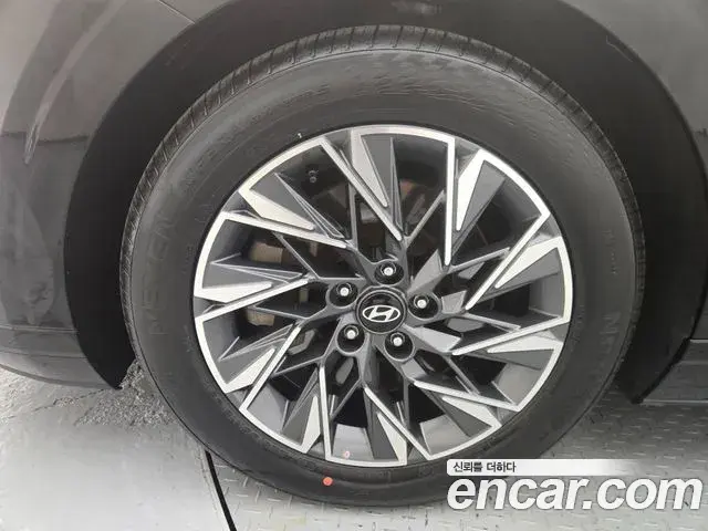 Hyundai Grandeur 2023 — Фото 4/20