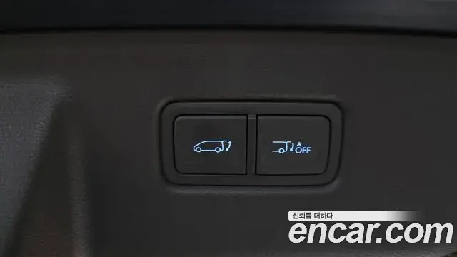 Hyundai Staria 2021 — Фото 20/20