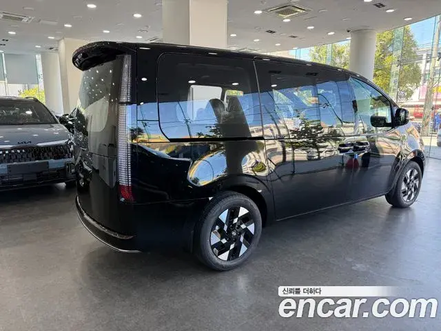 Hyundai Staria 2026 — Photo 19/20