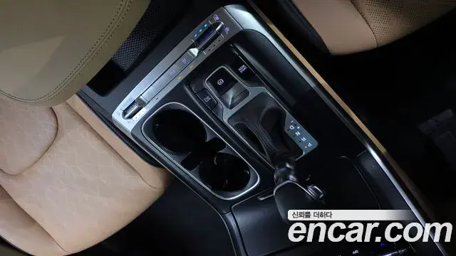 Kia Carnival 2022 — Фото 9/20
