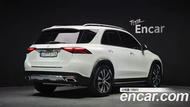 Mercedes-Benz GLE-Class 2026 — Photo 1/20