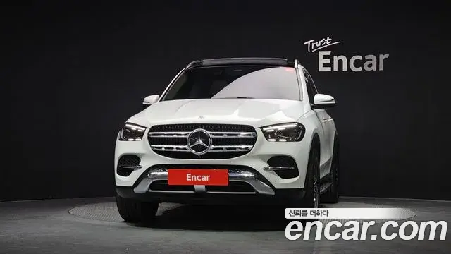 Mercedes-Benz GLE-Class 2026 — Photo 2/20
