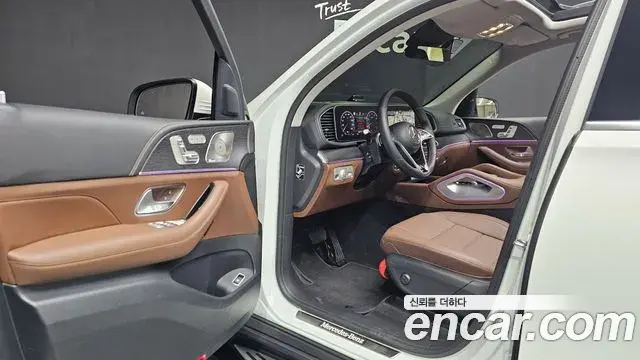 Mercedes-Benz GLE-Class 2026 — Photo 8/20