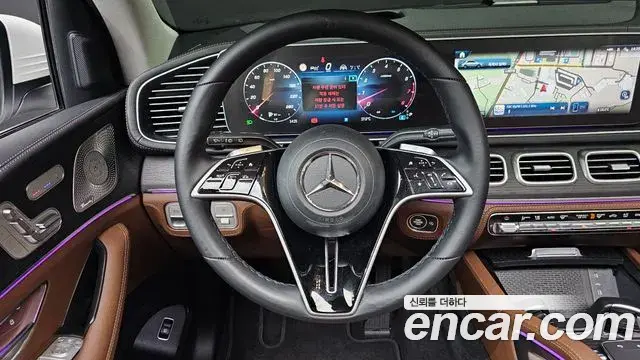 Mercedes-Benz GLE-Class 2026 — Photo 12/20