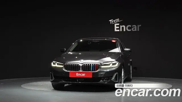BMW 5 Series 2020 — ფოტო 3/20