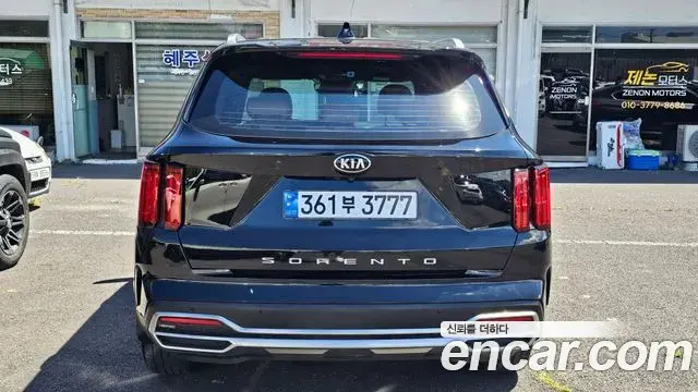 Kia Sorento 2021 — Фото 6/20