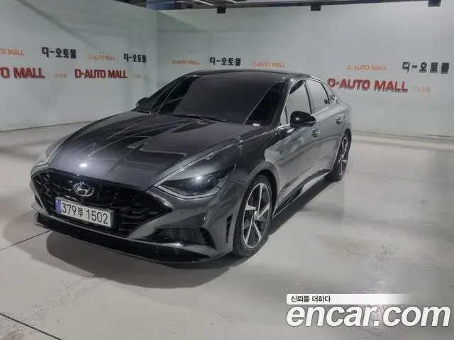Hyundai Sonata 2021 — Фото 1/20