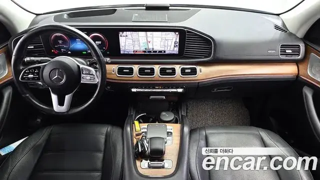 Mercedes-Benz GLE-Class 2019 — Photo 7/20