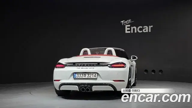 Porsche 718 Boxster 2019 — Фото 4/20