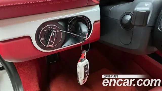 Porsche 718 Boxster 2019 — ფოტო 30/34