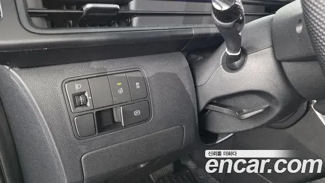 Hyundai Staria 2024 — Фото 15/20