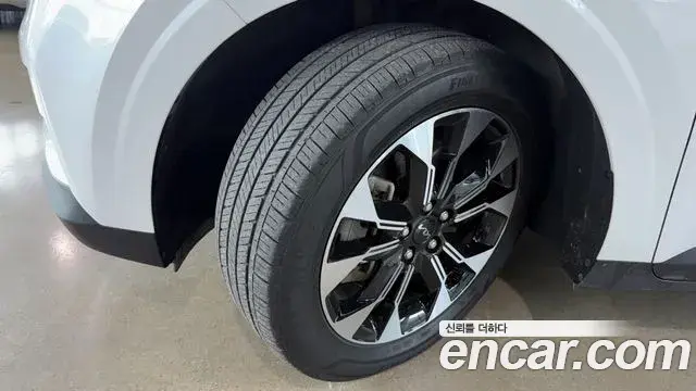 Kia Carnival 2022 — Фото 5/20