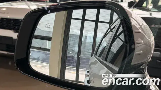 Kia Carnival 2022 — Фото 19/20