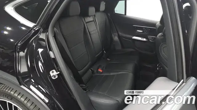 Mercedes-Benz GLC-Class 2025 — Şəkil 13/37