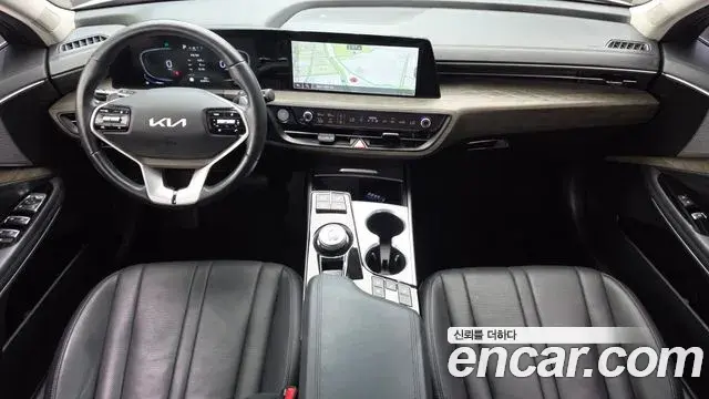 Kia K8 2023 — Photo 7/20