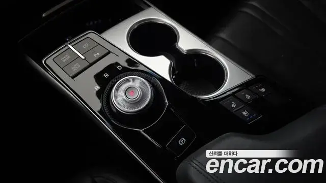 Kia K8 2023 — Photo 9/20