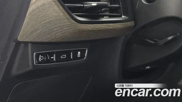 Kia K8 2023 — Photo 17/20