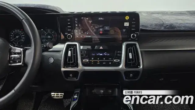 Kia Sorento 2021 — Фото 13/20