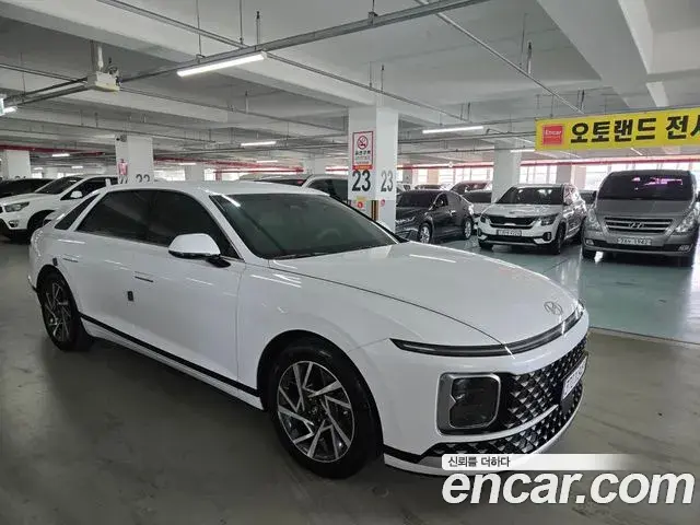 Hyundai Grandeur 2023 — Фото 6/20