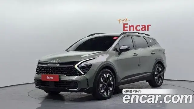 Kia Sportage 2022 — Фото 1/20