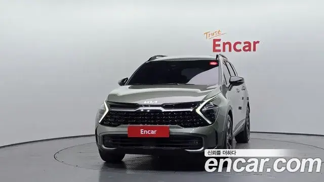 Kia Sportage 2022 — Фото 3/20