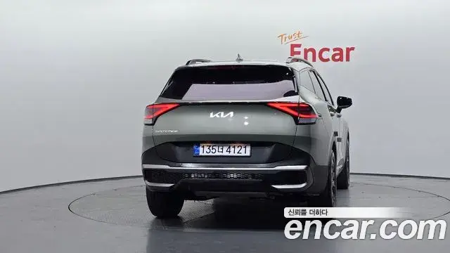 Kia Sportage 2022 — Фото 4/20