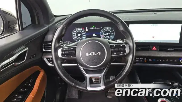 Kia Sportage 2022 — Фото 13/20
