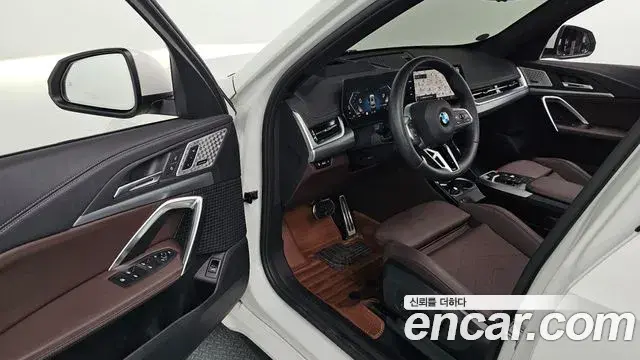 BMW X1 2025 — Фото 10/20