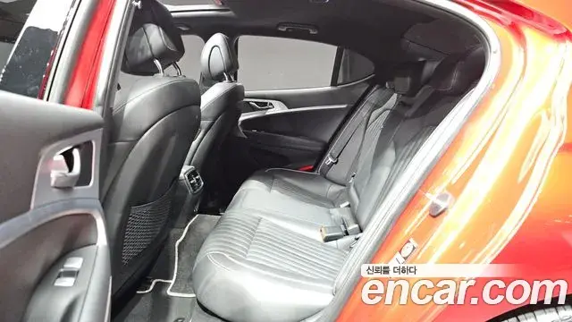 Genesis G70 2018 — Photo 39/39