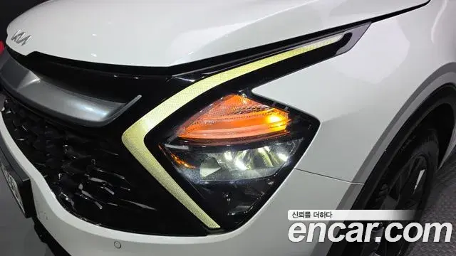 Kia Sportage 2022 — Şəkil 15/32