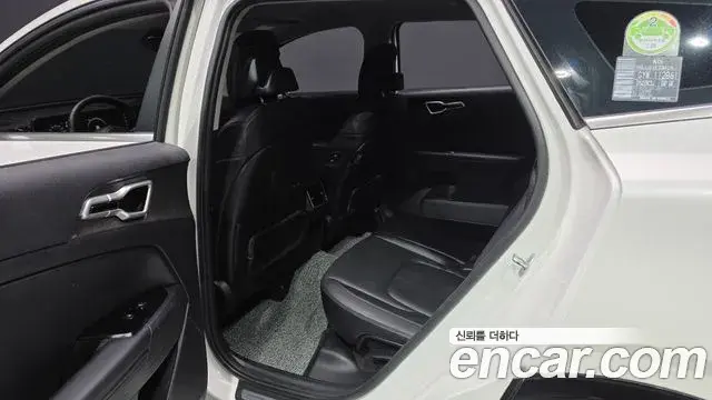 Kia Sportage 2022 — Şəkil 10/32