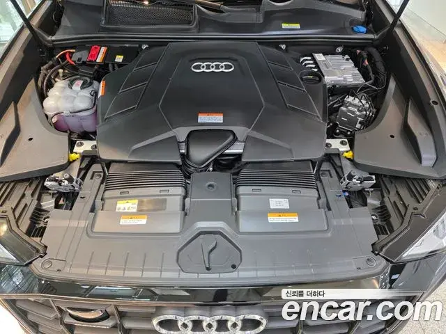 Audi Q7 2023 — Фото 5/20