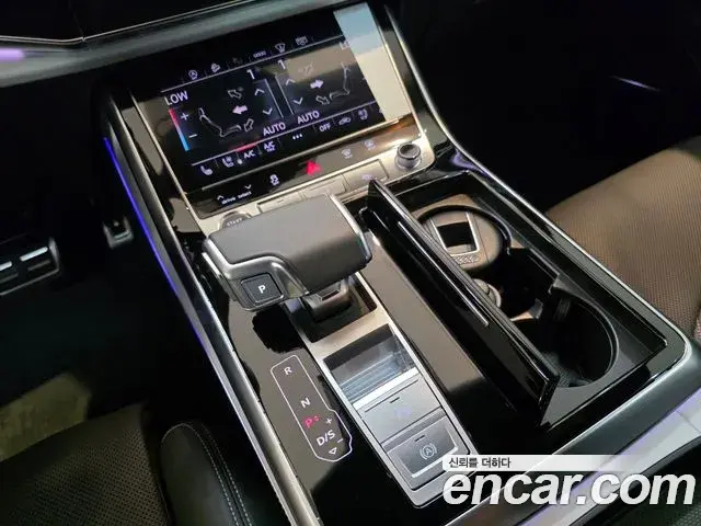 Audi Q7 2023 — Фото 7/20