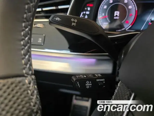 Audi Q7 2023 — Фото 13/20