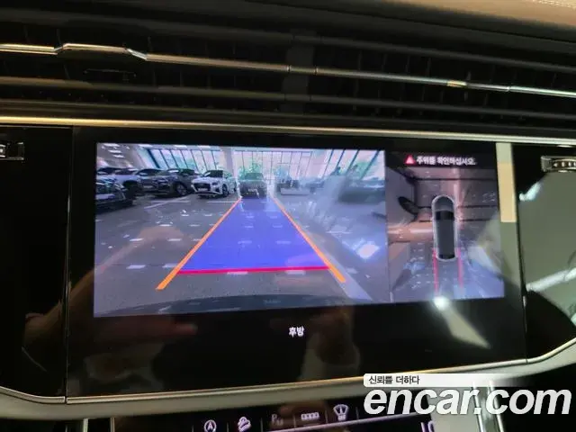 Audi Q7 2023 — Фото 16/20