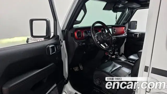 Jeep Wrangler 2021 — Фото 10/20