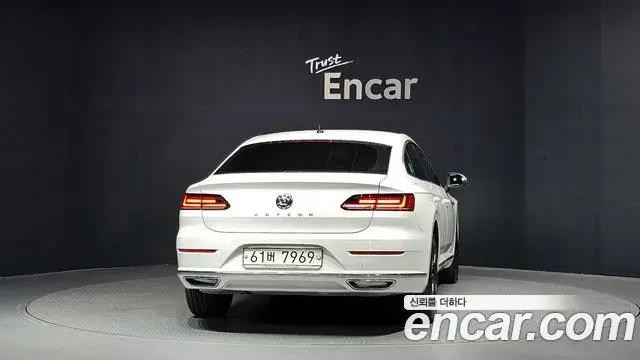 Volkswagen Arteon 2019 — ფოტო 1/37