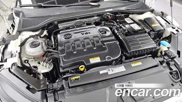 Volkswagen Arteon 2019 — ფოტო 23/37