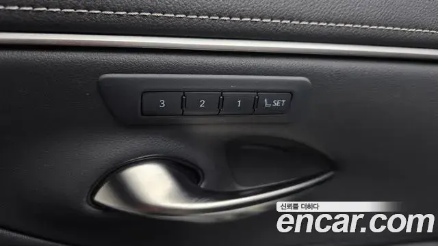 Lexus ES300h 2024 — Photo 7/35
