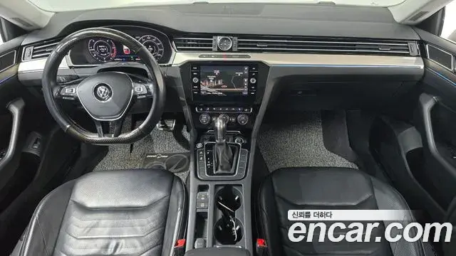 Volkswagen Arteon 2019 — Photo 31/31