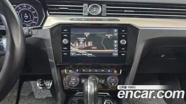 Volkswagen Arteon 2019 — Photo 28/31