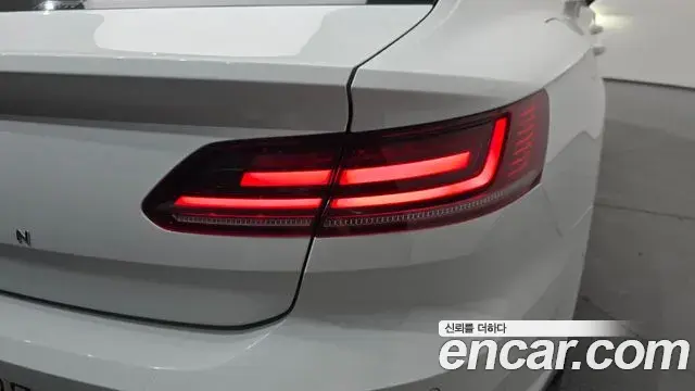 Volkswagen Arteon 2019 — Photo 30/31