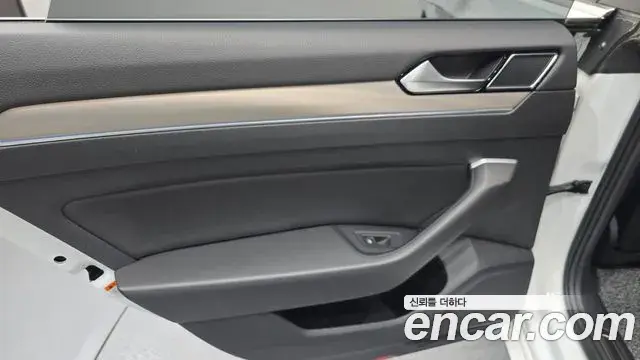 Volkswagen Arteon 2019 — Photo 15/31