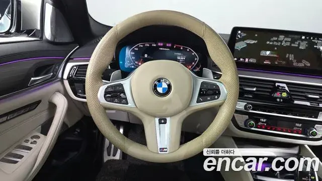 BMW 5 Series 2021 — Фото 13/20
