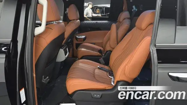 Kia Carnival 2025 — ფოტო 35/43